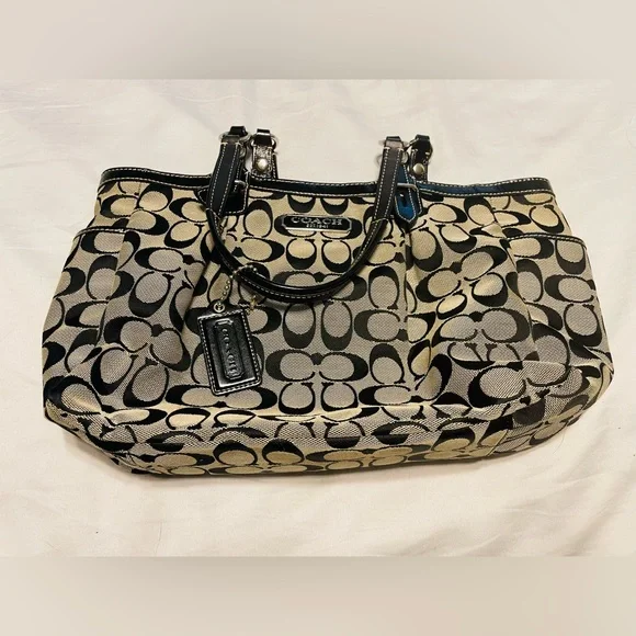 Coach Black and Cream Signature Tote Bag - Picture 1 of 4